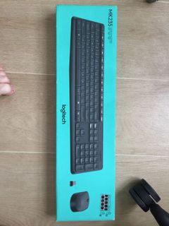Logitech Wireless keyboard64080216680322110