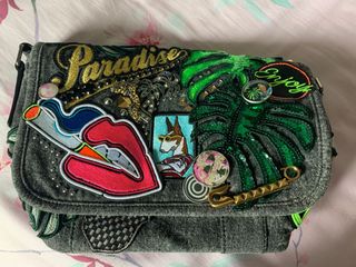 (Category: ) located in . Submitted by petitbrunch (Listing ID 1008498878, Image 1). Description: .
