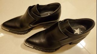 Millie's shoes63014257799042110