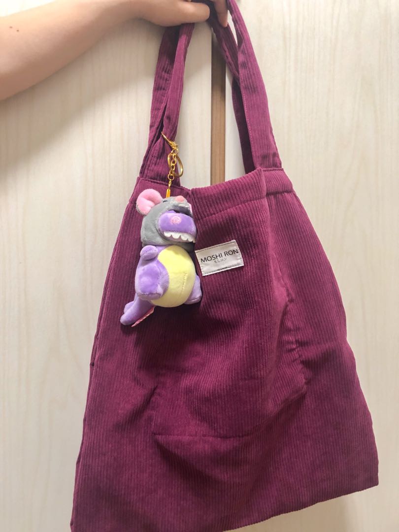 Moshi Ron M 燈芯絨五格袋 紫 女裝 手袋及銀包 多用途袋 Carousell