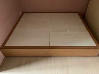 (Category: ) located in . Submitted by gucci- (Listing ID 1008286808, Image 1). Description: .