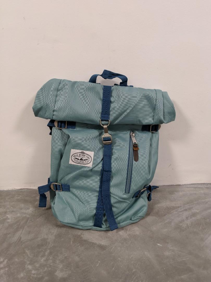 Poler hotsell stuff backpack