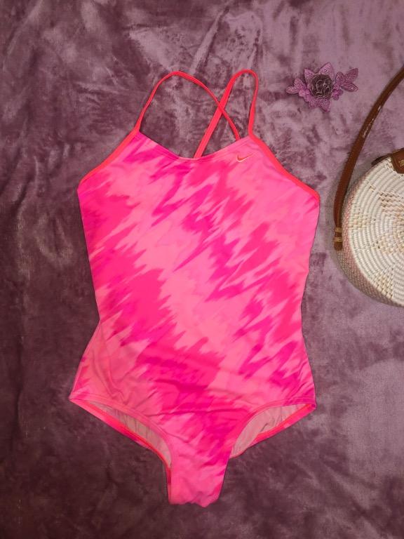nike fashion swimwear