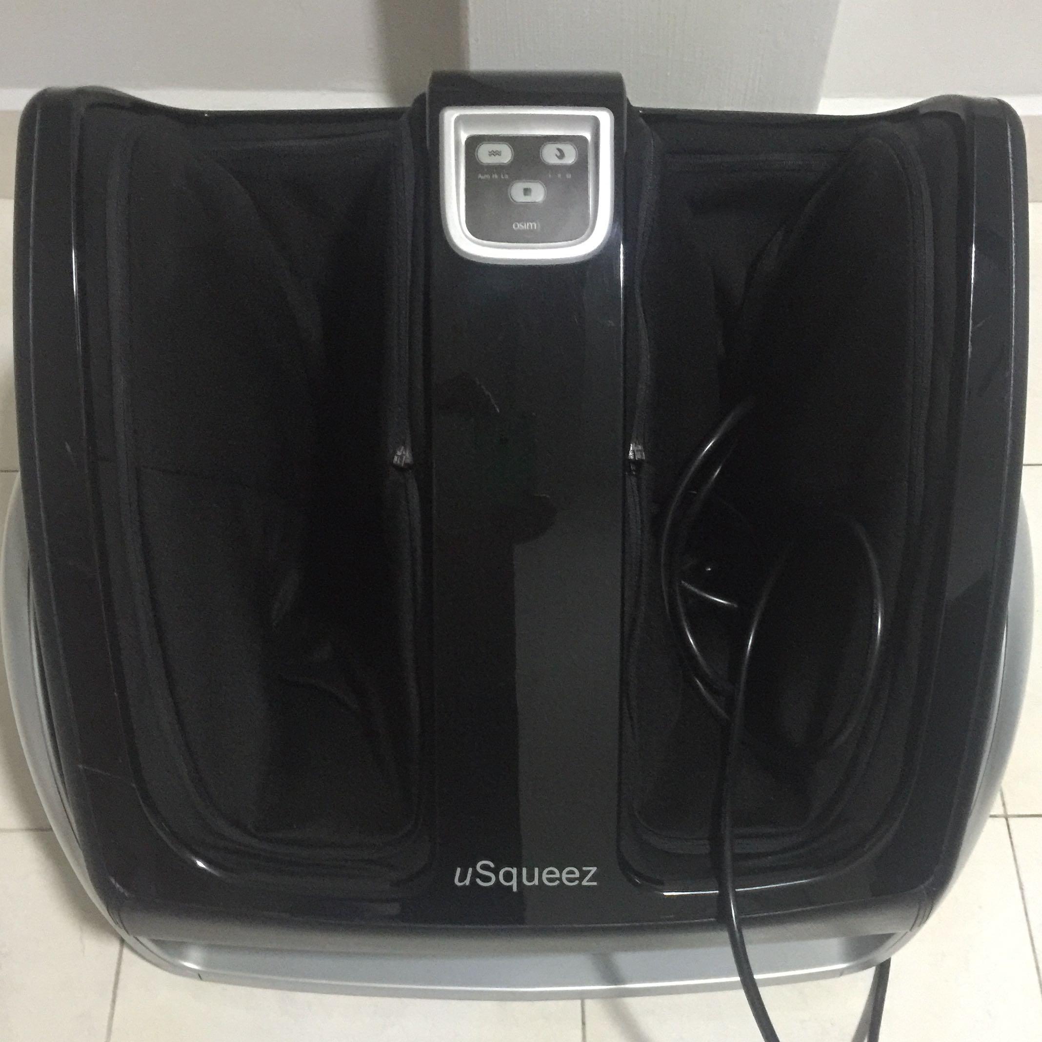 Osim Usqueez With Power Cable Foot Massage Black Color Electronics Others On Carousell