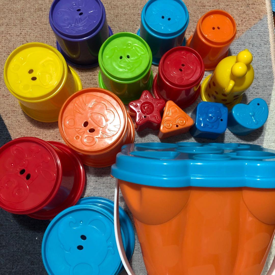 playgo stacking cups