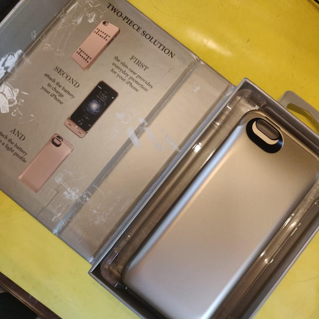 POWERBANK Case (Category: Cases & Sleeves) located in San Juan City. Submitted by jet_let (Listing ID 1008617998, Image 3). Description: Powerbank Case for Iphone 6/6s Color: Gold Original, New 🎊Inclusion🎊 - PowerbankCase - Iphone case - micro-usb cable - earphone extension Og Price: 3,600php Rfs: changed phone ❓Pm for more inquiries❓ ❗️ open for negotiations ❗.