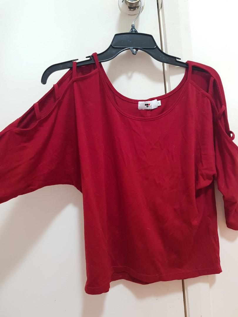 red batwing top