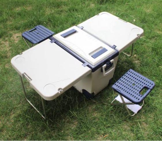 multi function cooler with table