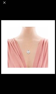 (Category: ) located in . Submitted by thegiftstore (Listing ID 1008452932, Image 1). Description: .