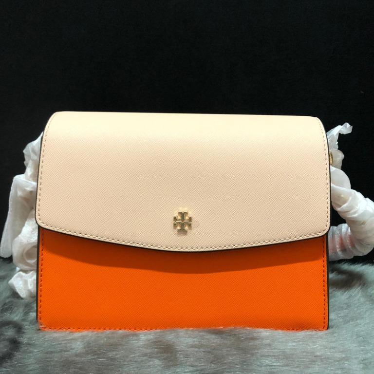 TORY BURCH EMERSON ENVELOPE ADJUSTABLE SHOULDER BAG Orange juice