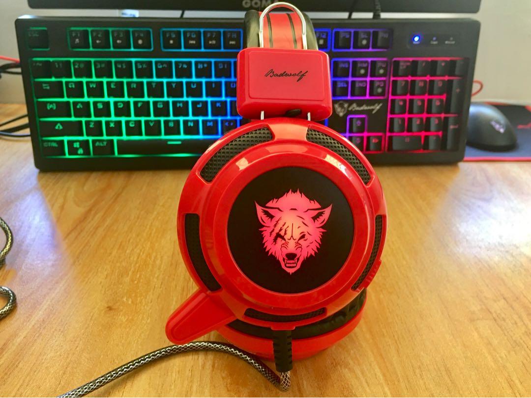 badwolf v8 headset