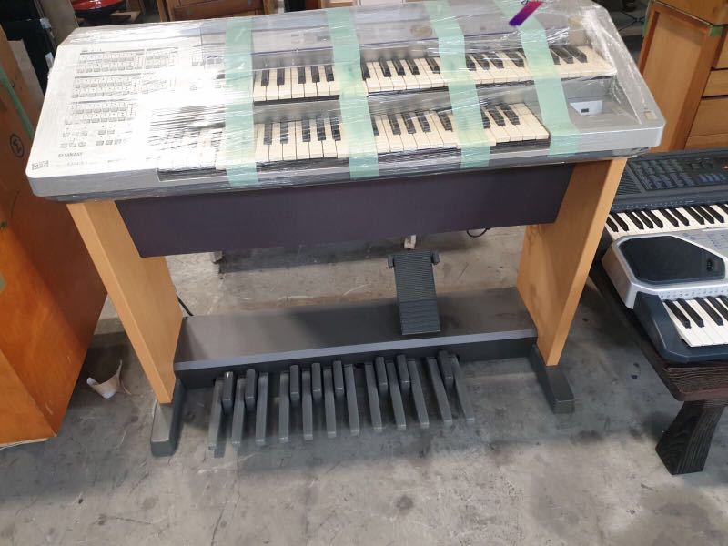 Yamaha Stagea ELB-01 Keyboard from Japan, Hobbies & Toys, Music & Media ...
