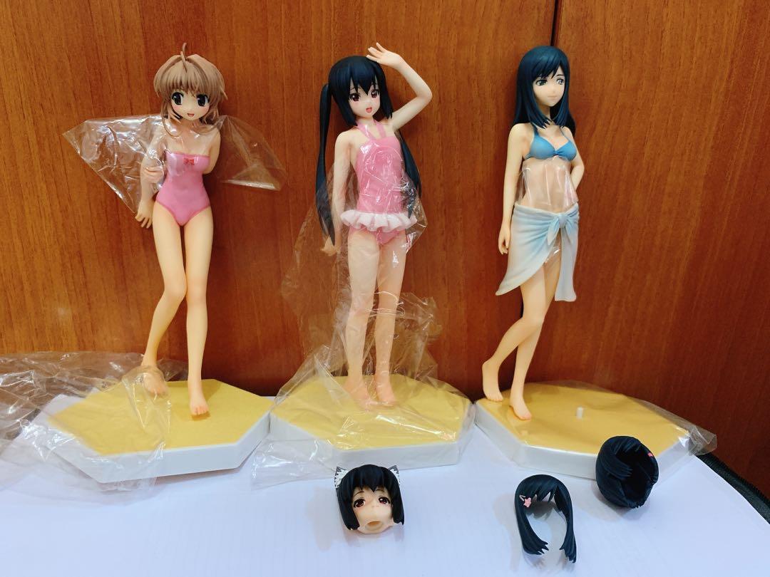 左 Wave Beach Queens Fortune Arterial 悠木陽菜中 Wave Beach Queens K On 中野梓右 Wave Beach Queens 我們仍未知道那天所看見的花的名字鶴見知利子 玩具 遊戲類 玩具 Carousell