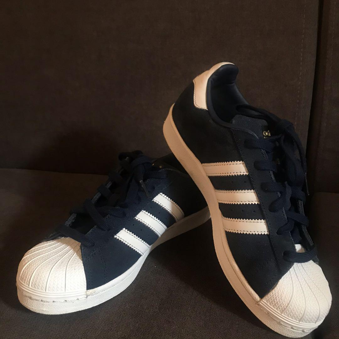 Adidas Superstar - LA Marque Aux 3 Bandes, Men's Fashion, Footwear,  Sneakers on Carousell