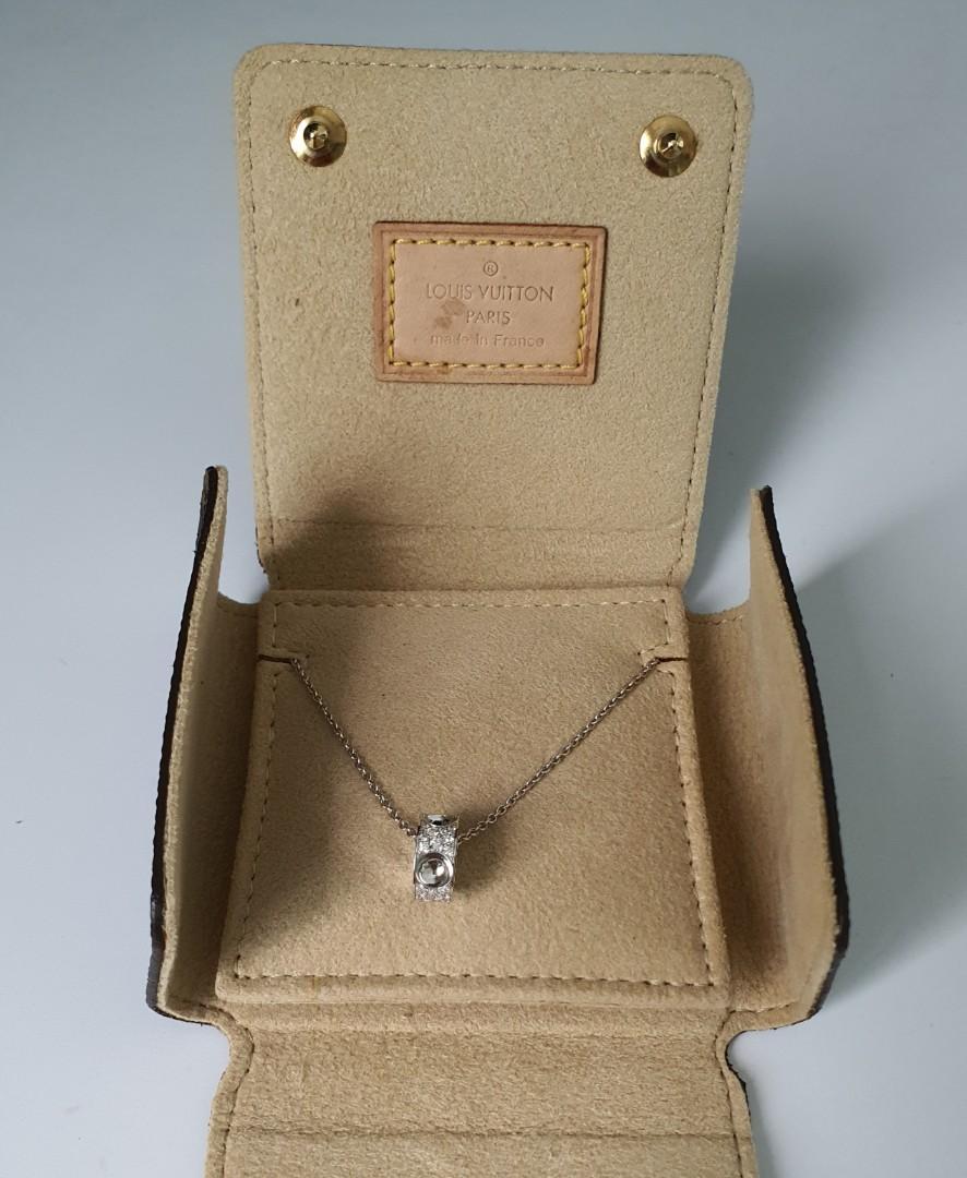 24065 Louis Vuitton Empreinte 18K Yellow Gold Mini Ring Pendant Necklace