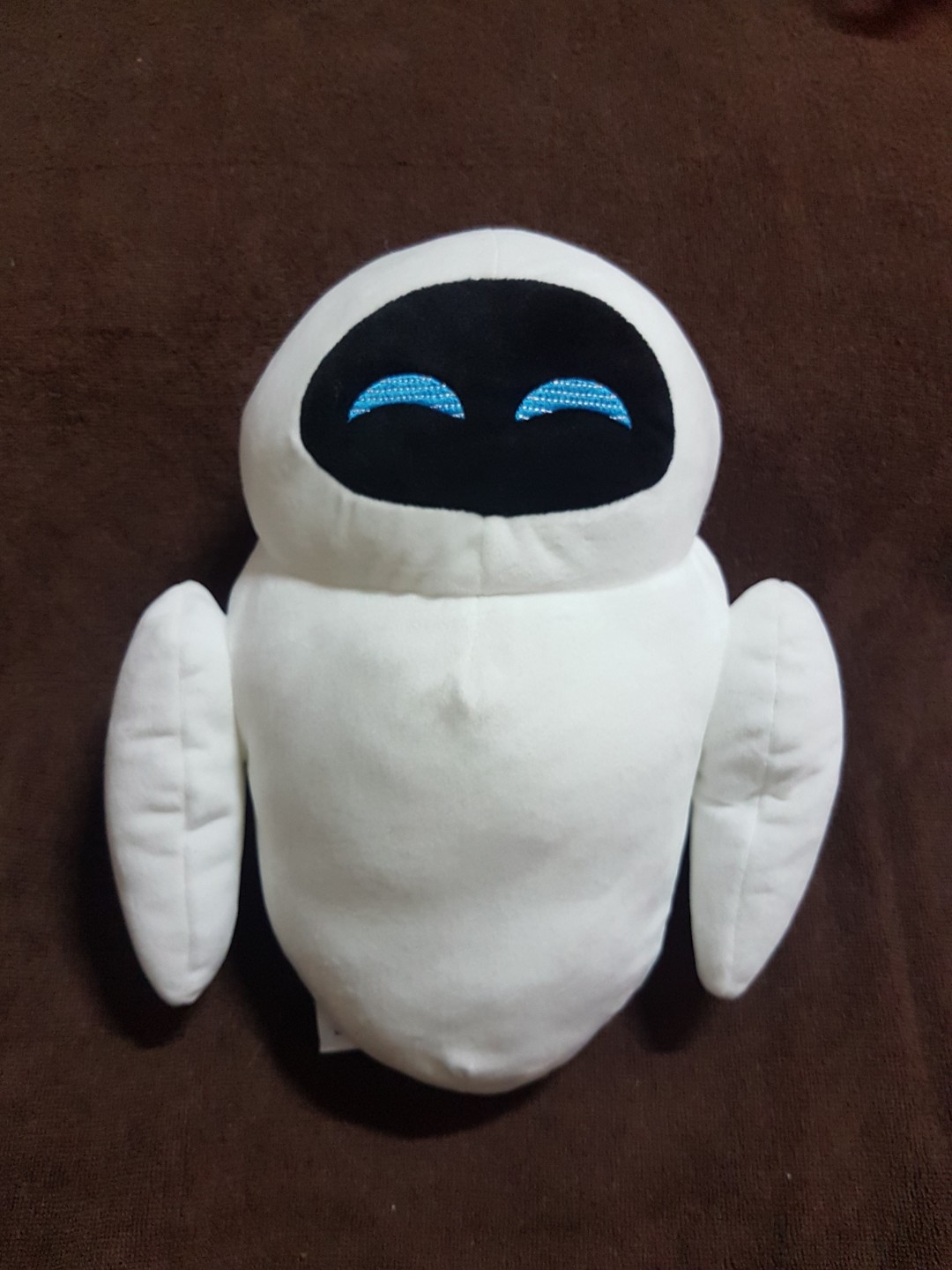 Wall e and 2025 eve plush toys