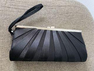 Black Clutch