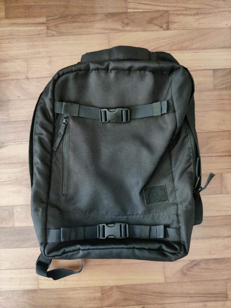 Black Nixon Del Mar Backpack, Men's Fashion, Bags, Backpacks on Carousell
