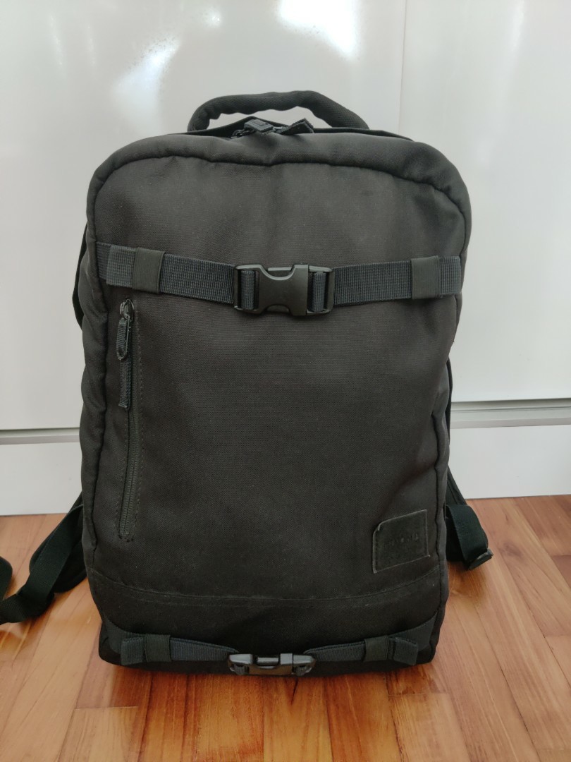 Black Nixon Del Mar Backpack, Men's Fashion, Bags, Backpacks on Carousell