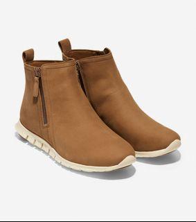 Colehaan zerogrand zip bootie