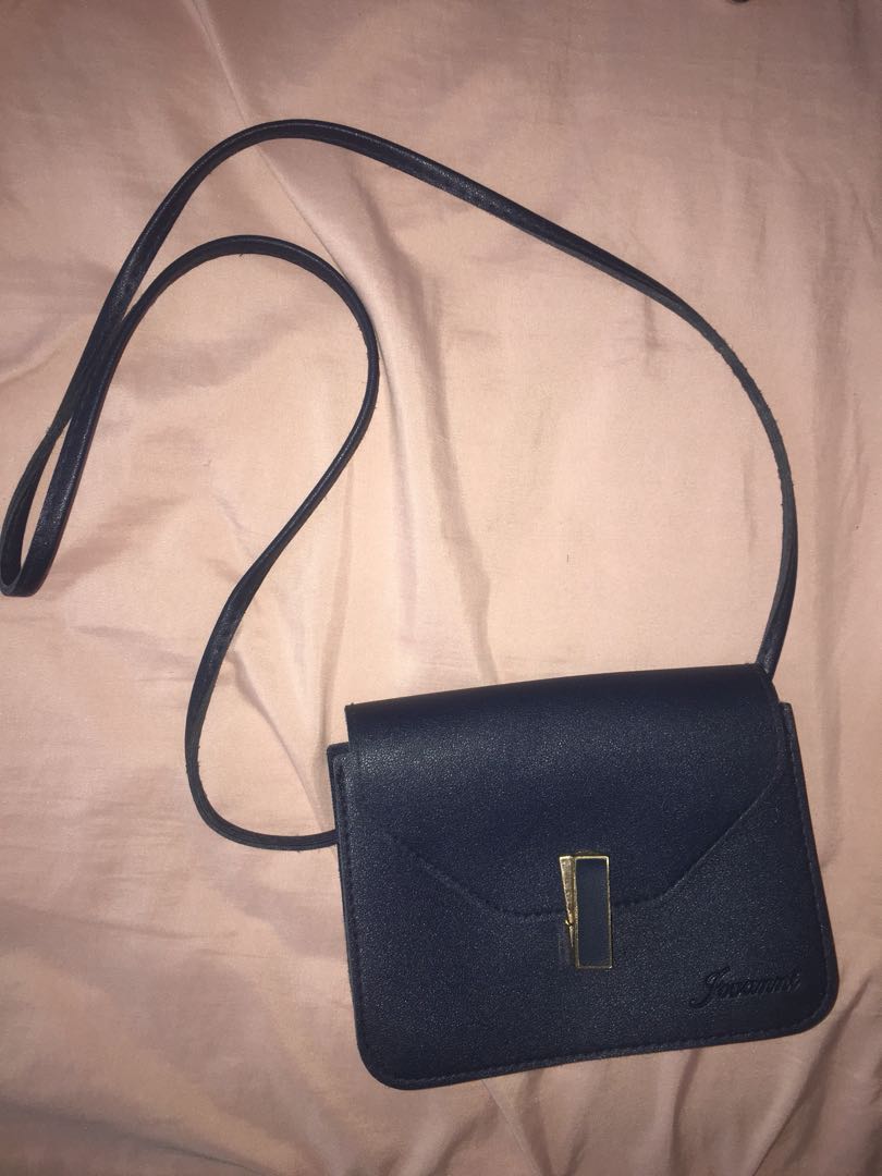 Jovanni sling bag price store