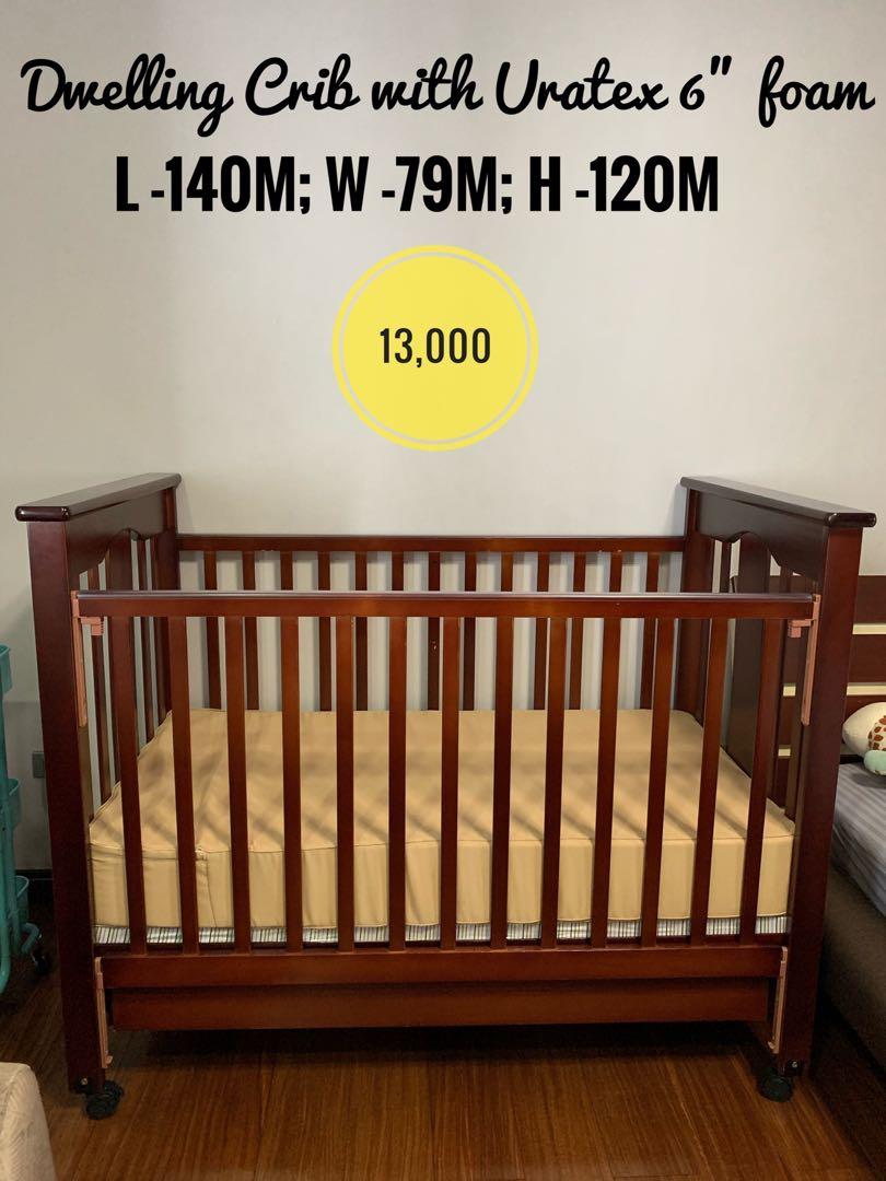 dwelling wooden crib