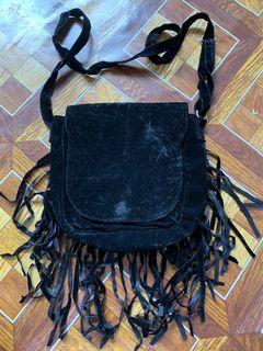 Fringe sling bag