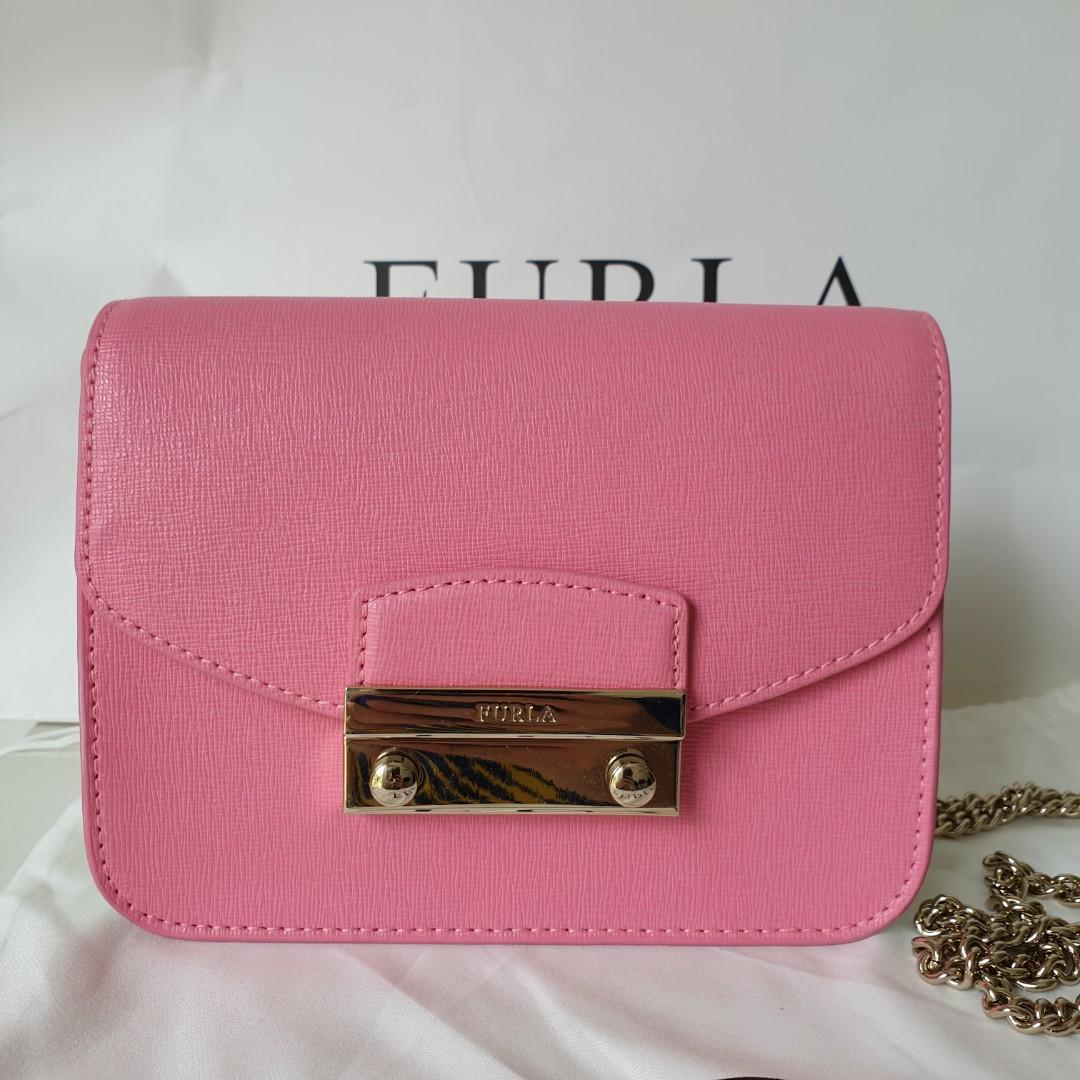 ZuidAmerika module werkzaamheid Furla Julia Mini Crossbody Bag (Pink), Luxury, Bags & Wallets on Carousell