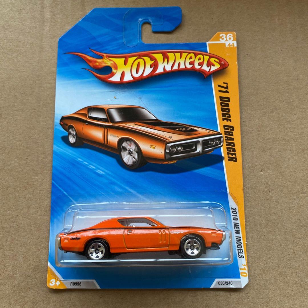 Hot wheels '71 Dodge Charger Orange, Hobbies & Toys, Toys & Games