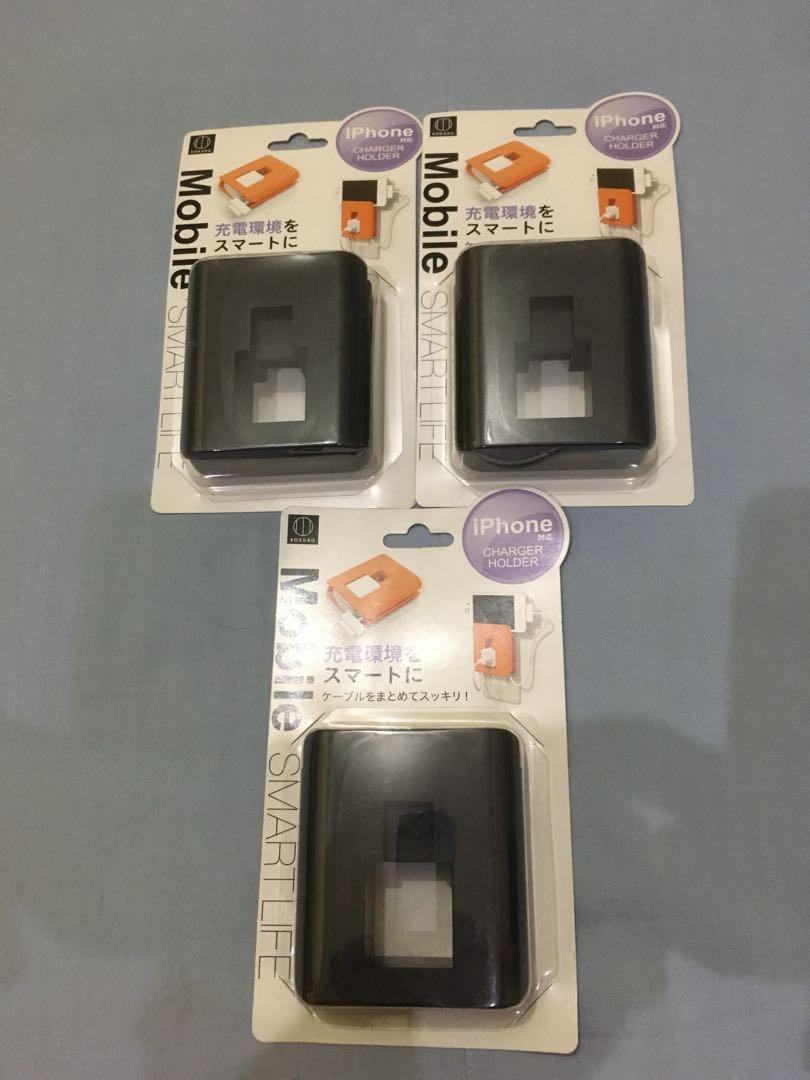 iPhone USB Charging Cable Organizer (Category: Chargers & Cables) located in Rizal. Submitted by idealgadgets (Listing ID 1008763442, Image 3). Description: I’ m selling this item for Php 200 Available color: black, orange and white Vertical or Horizontal plug position I do accept meet up and shipping.