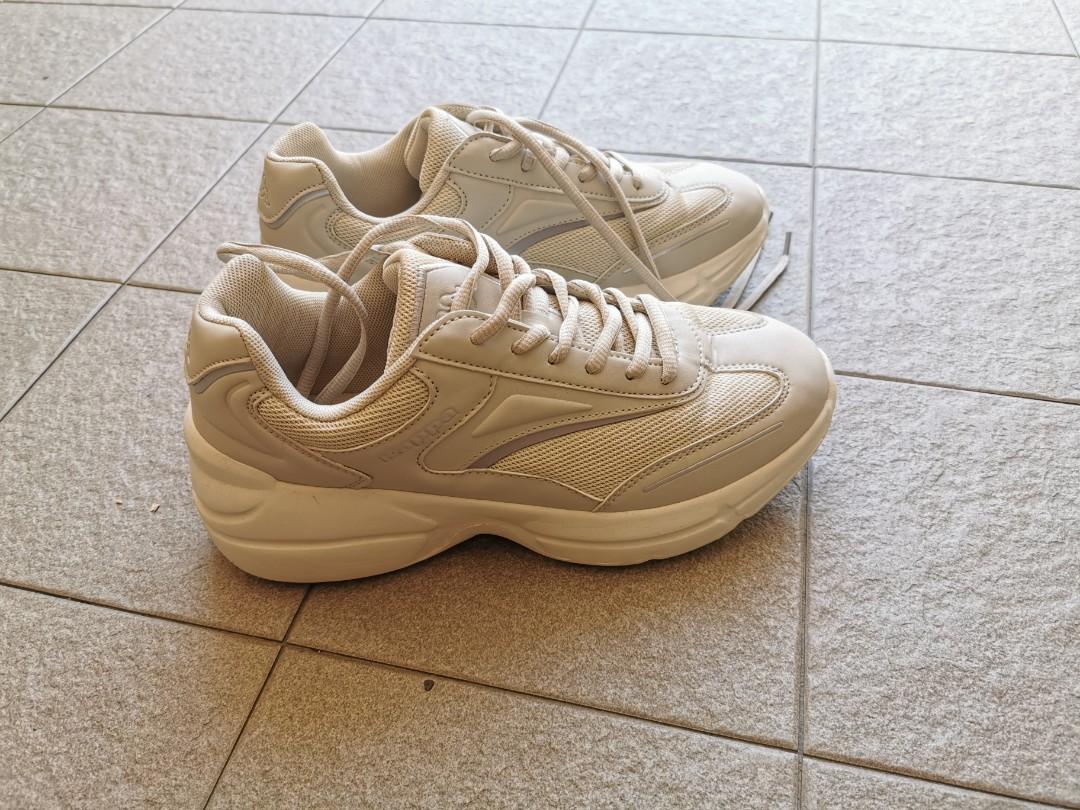 White kappa trainers hotsell
