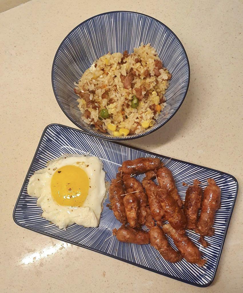 LUCBAN LONGGANISA (Category: Local Eats) located in Taguig. Submitted by jl143 (Listing ID 1008823740, Image 1). Description: Fresh batch of homemade longganisa from Lucban! Available starting on Wednesday, May 27 Free delivery within Acacia Estates Taguig and Levina Place Pasig. Payment via BPI, BDO, G CASH and COD. SMALL SIZE P150 per dozen/ per pack. Garlicky flavor just the same taste sa Buddy’s longganisa..