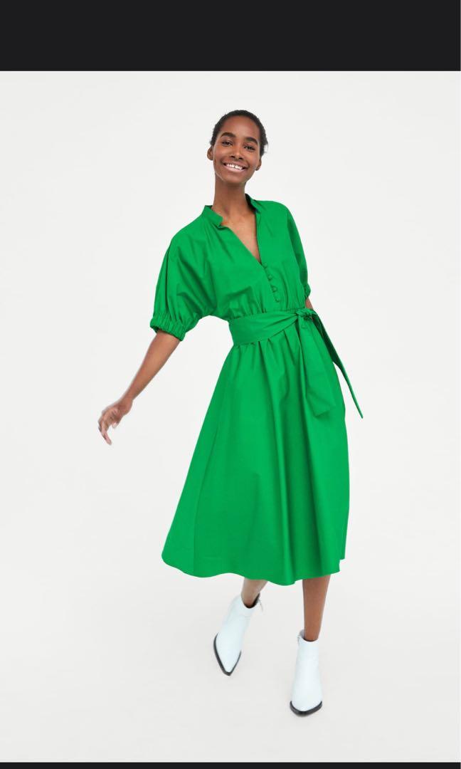 Midi Dress with Voluminous Sleeves, Women's Fashion, Muslimah Fashion,  Dresses on Carousell