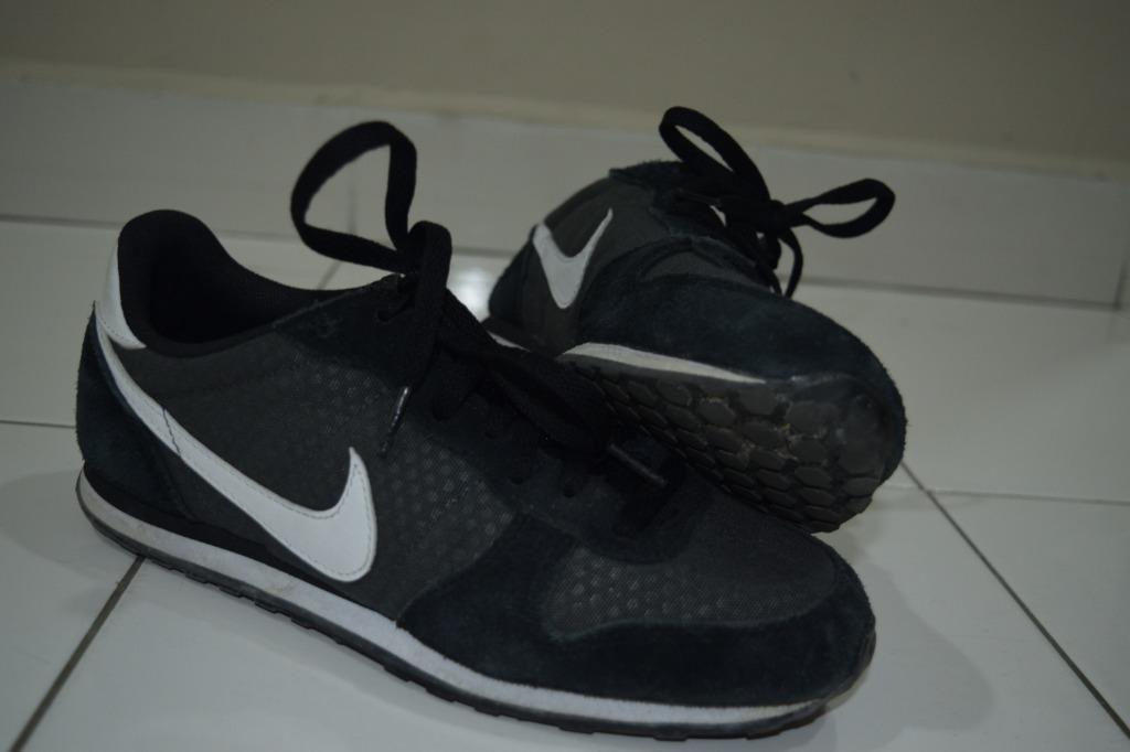 mens nike fabric trainers