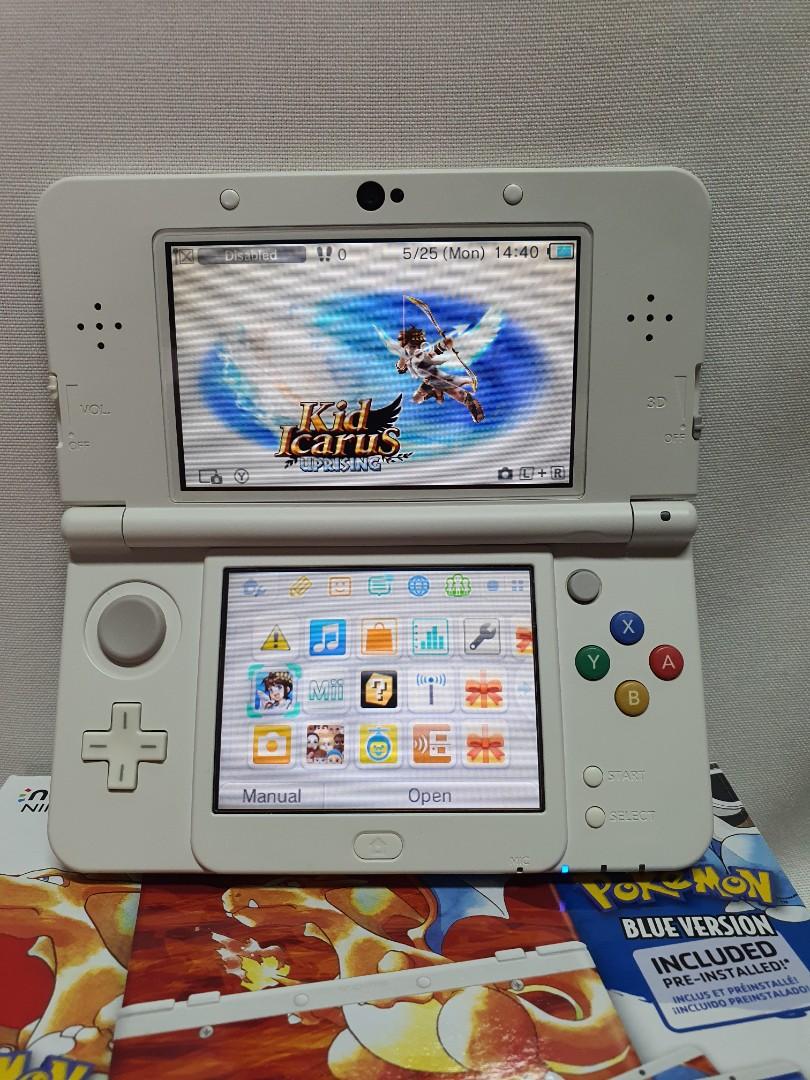 Nintendo 3DS Limited Edition Pokemon Red & Blue Version, Video Gaming