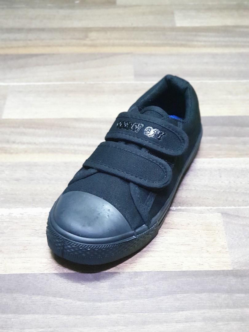 black canvas velcro shoes
