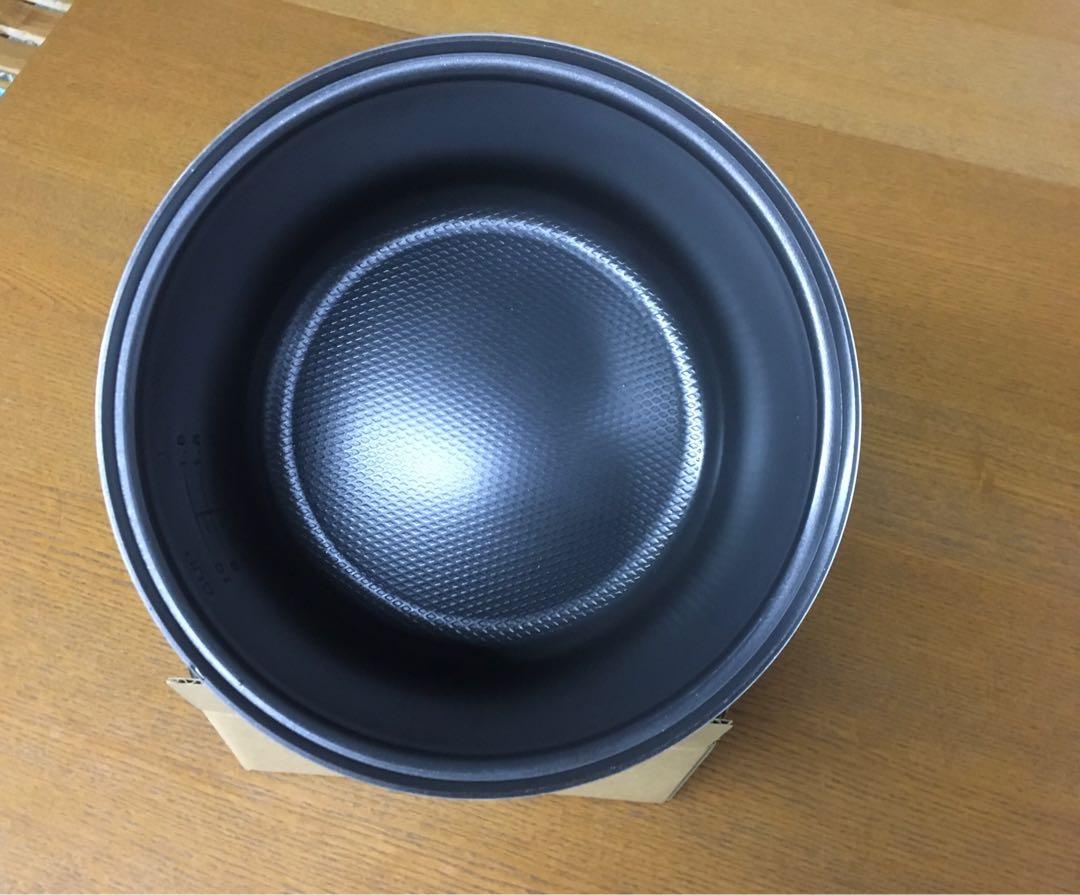 Tefal Rice Cooker Pot / 1.8L RK7031, TV & Home Appliances, Kitchen