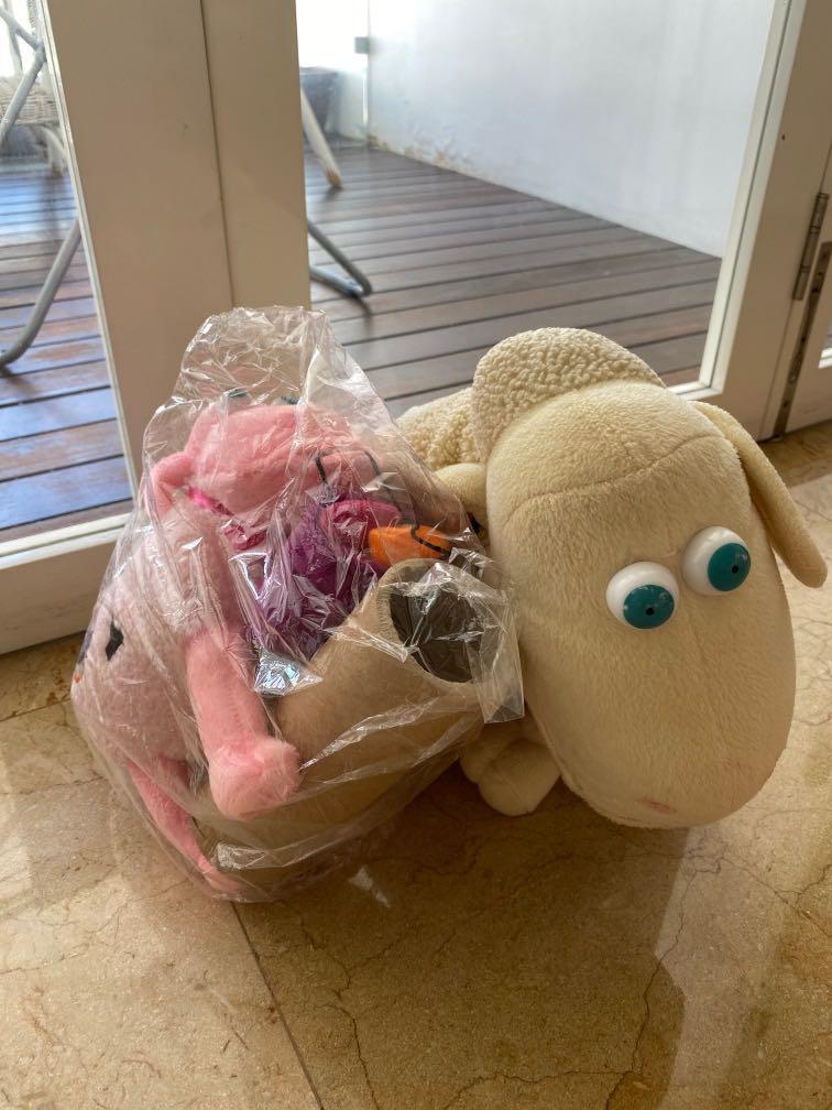 Serta shop stuffed sheep