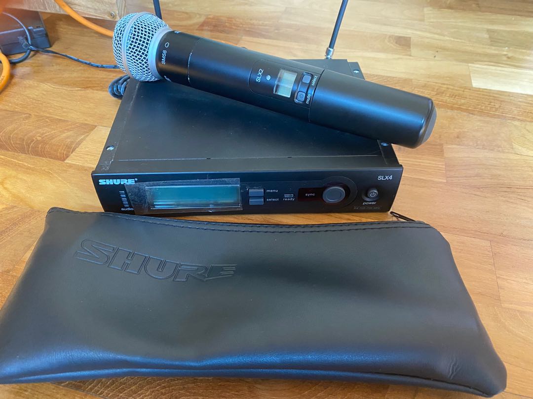 Shure SLX 4 and SLX 2 Wireless Microphone , Audio, Headphones ...
