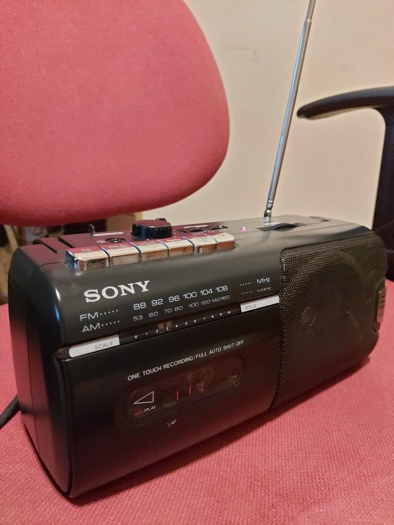 Sony CFM-10 Radio/Cassette Boombox 新力收音錄音機, 音響器材, 錄音機- Carousell