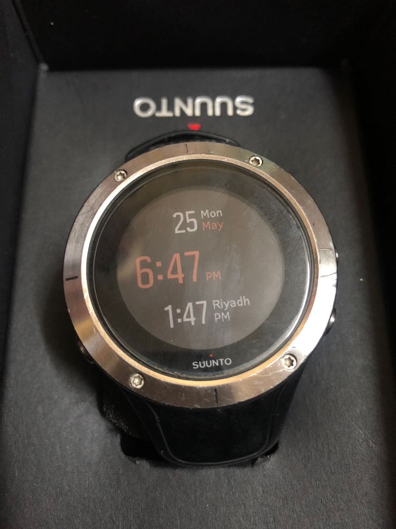 Suunto Spartan Trainer Wrist Hr Men S Fashion Watches On Carousell