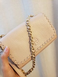 （分類：）位於 。 由 lourab 提交（商品編號 1008810038，圖片 1）。簡介： 。