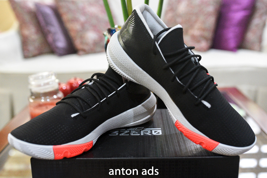 Under armor sc 3zero iii on sale