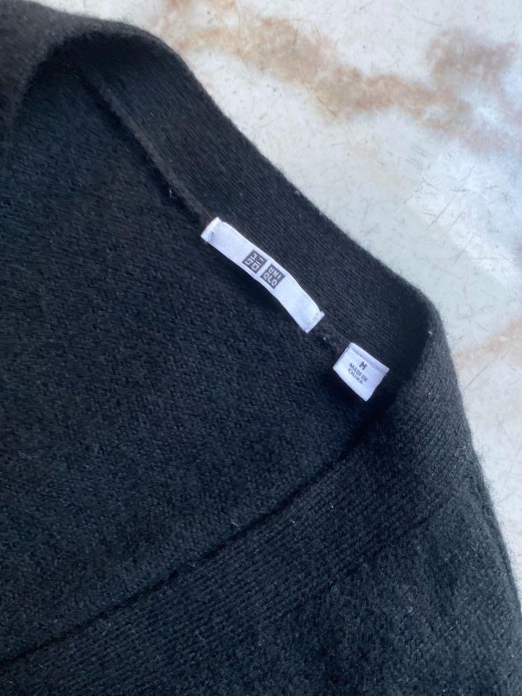 Uniqlo black cardigan (Category: Coats, Jackets and Outerwear) located in Quezon City. Submitted by mkpants (Listing ID 1008755442, Image 2). Description: Uniqlo black cardigan Size medium Slightly used #carouswitch .