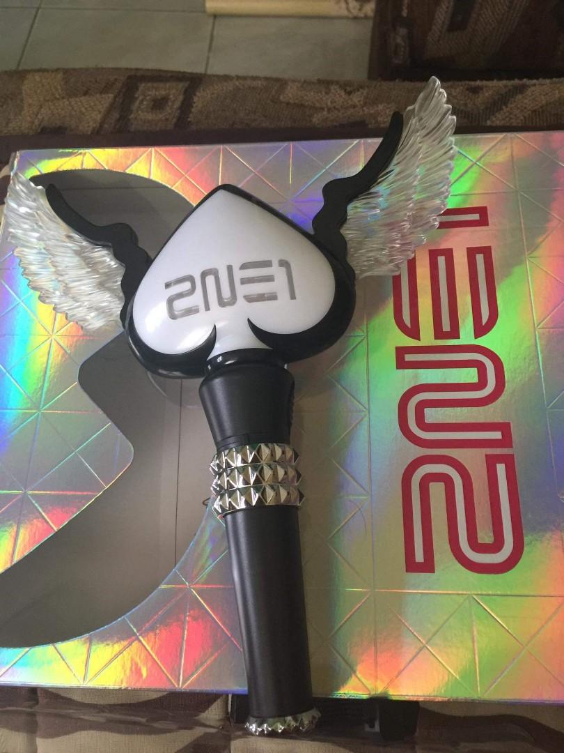 2Ne1 Lightstick Japanese Version 1 (Limited), Hobbies & Toys, Memorabilia &  Collectibles, K-Wave On Carousell