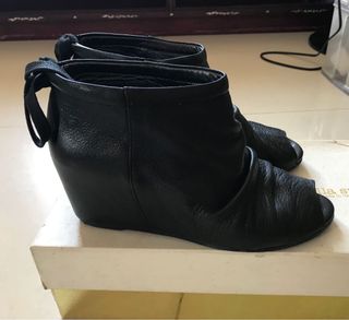 （分類：）位於 。 由 store_hk 提交（商品編號 1003955526，圖片 1）。簡介： 。