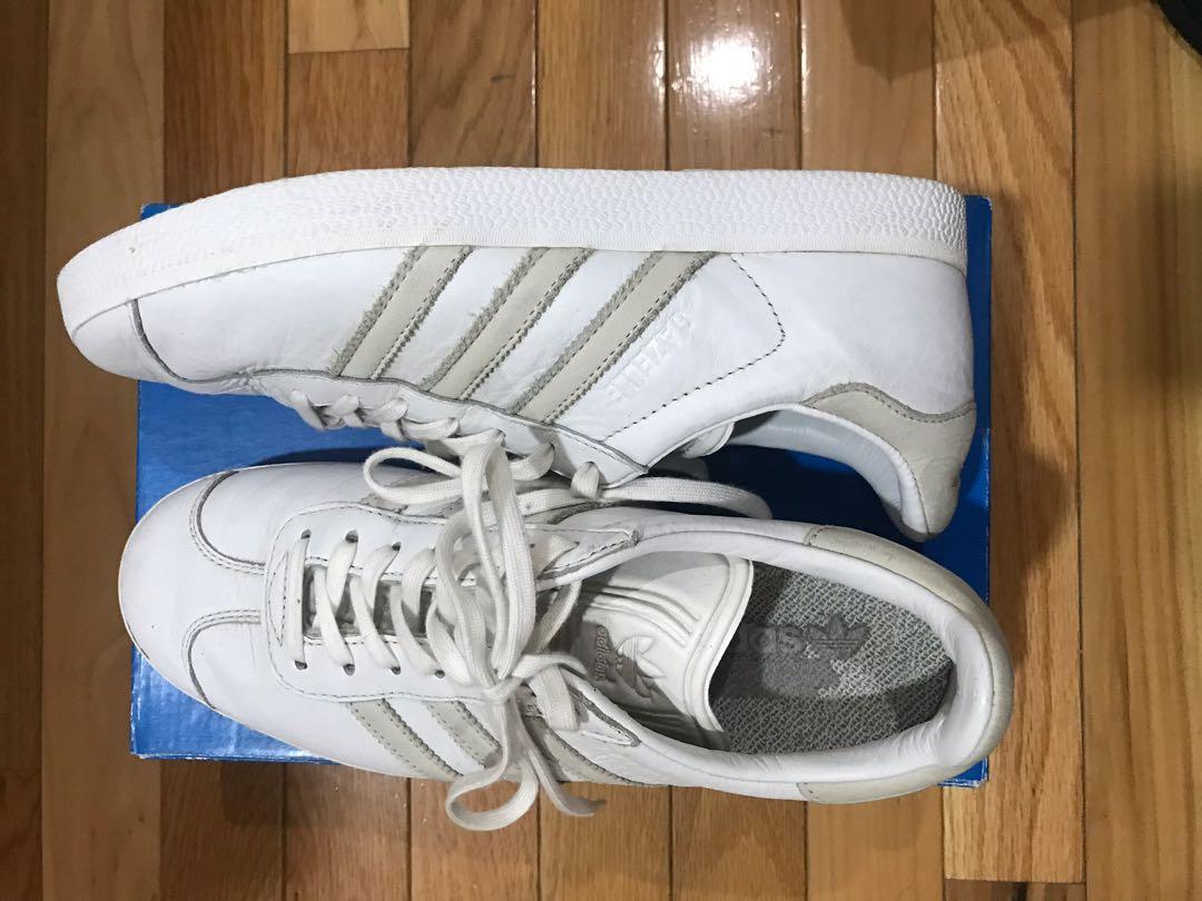 Adidas Gazelle White Sneakers (Category: Sneakers) located in Manila. Submitted by dakedj (Listing ID 1009049965, Image 2). Description: Adidas Gazelle White sneakers Bought from hong kong store Size 7 1/2 to 8 .