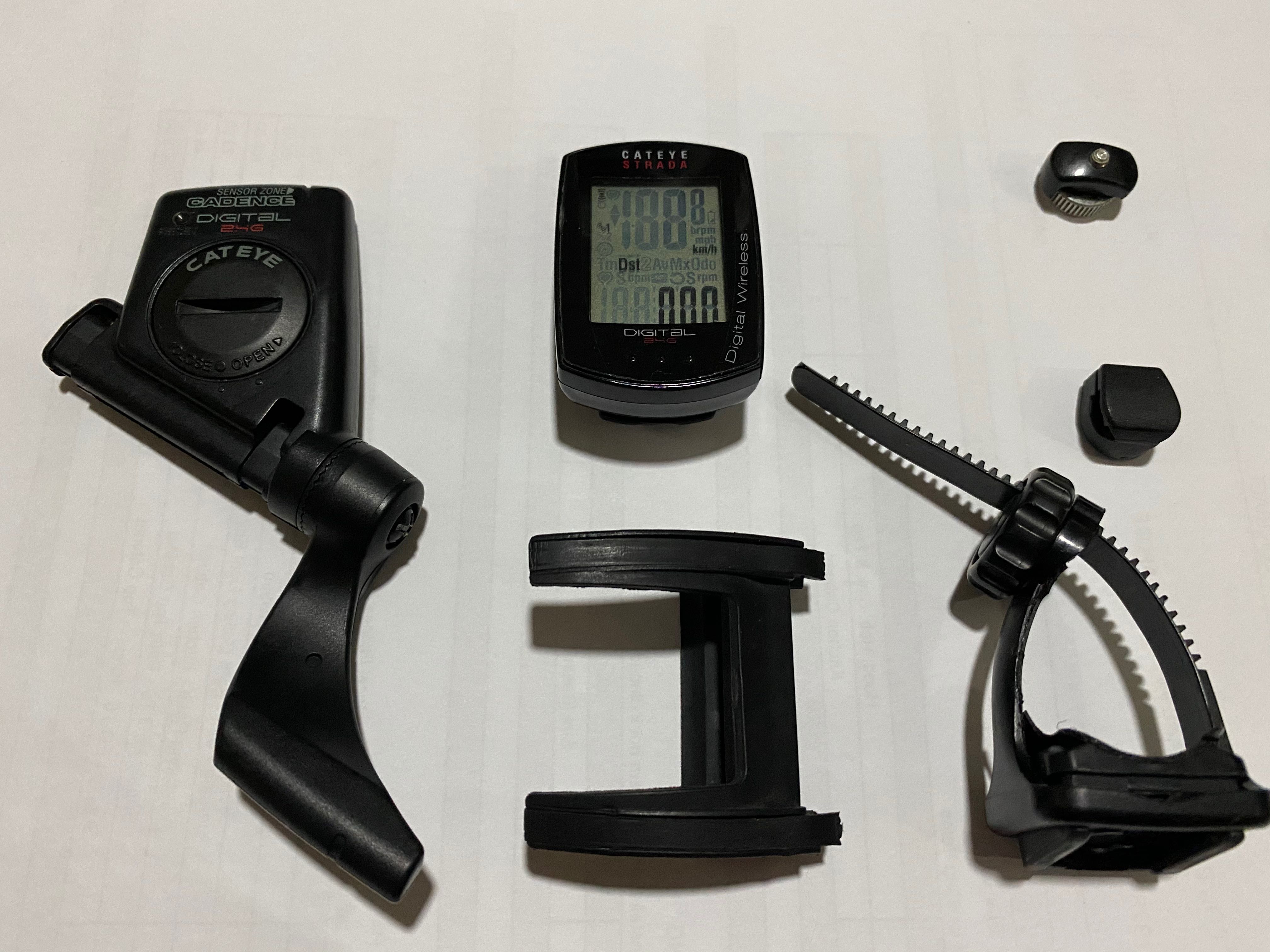 CatEye CC RD420DW Strada Digital Wireless Cyclo Computer Sports