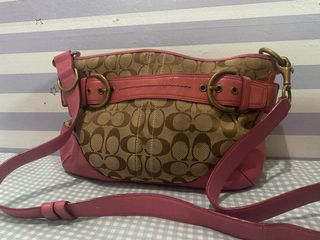 (Category: ) located in . Submitted by Thrifted (Listing ID 1008874826, Image 1). Description: .
