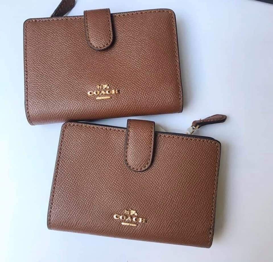 Coach Bifold wallet (original), Luxury, Bags & Wallets on Carousell